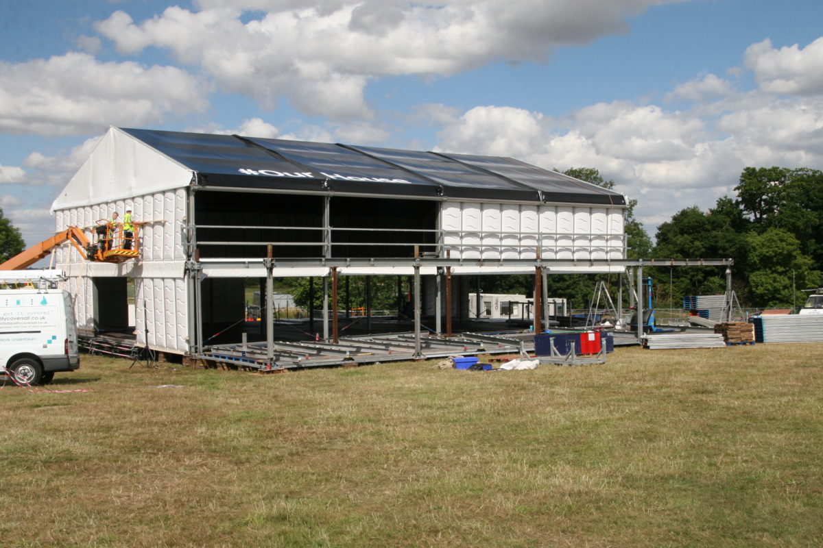 temporary structure v festival